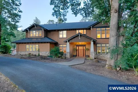 2222 Simmons St NW, Salem, OR 97304