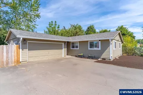 4429 Sesame Ln NE, Salem, OR 97305