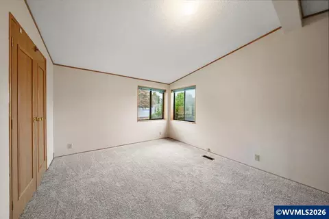 1699 N Terry St #63, Eugene, OR 97402 photo 28