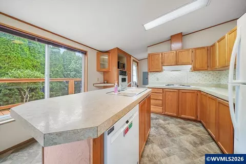 1699 N Terry St #63, Eugene, OR 97402 photo 17