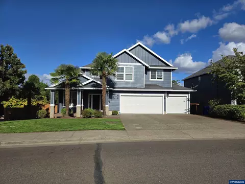 394 Golden Eagle St NW, Salem, OR 97304