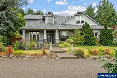 2121 Davis Rd S, Salem, OR 97306