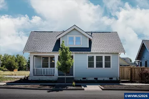 733 Yellowstone Dr S, Monmouth, OR 97361