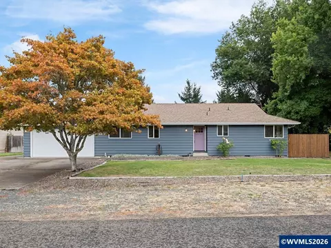 31835 Eastway St, Lebanon, OR 97355