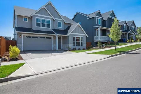 2754 Inna Ave NW, Salem, OR 97304