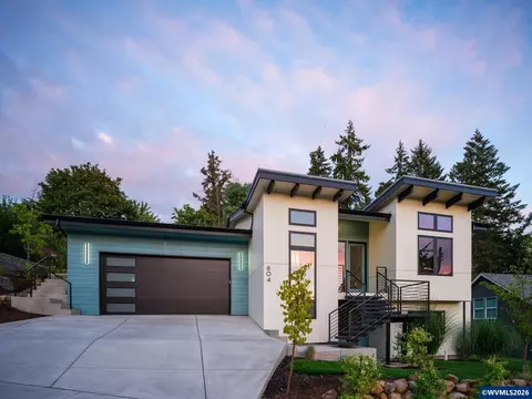 604 Timber View St NW, Salem, OR 97304