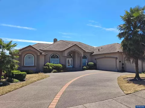 740 Hazeltine Ave SE, Salem, OR 97306