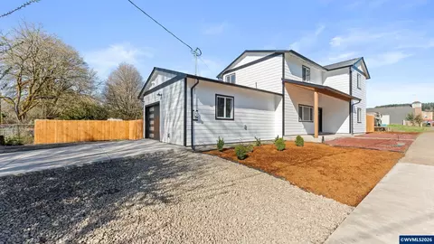 Exterior - 141 NE D St, Willamina, OR 97396 photo 1 of 7