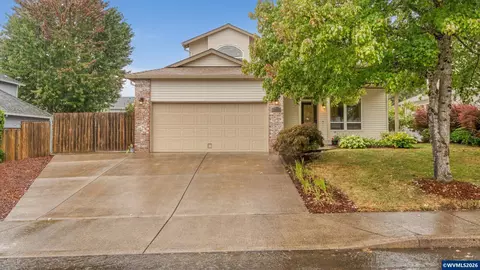 Exterior - 18283 Davis St, Sandy, OR 97055 photo 3 of 7