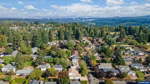 View/Area - 18283 Davis St, Sandy, OR 97055 photo 6 of 6