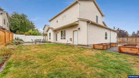 Exterior - 18283 Davis St, Sandy, OR 97055 photo 6 of 7
