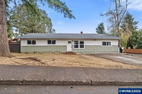 1491 SW 10th St, Dallas, OR 97338