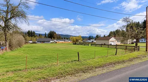 4890 Airport Rd, Sweet Home, OR 97386