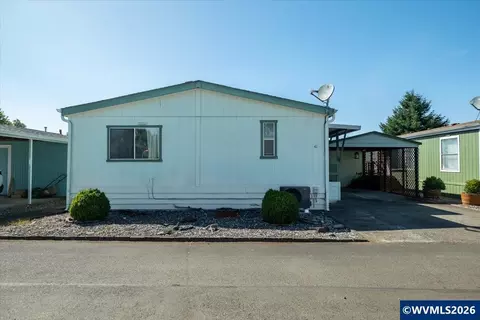 31919 N Lake Creek Dr #41, Tangent, OR 97389