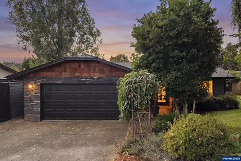 1254 Ronelle St S, Salem, OR 97302