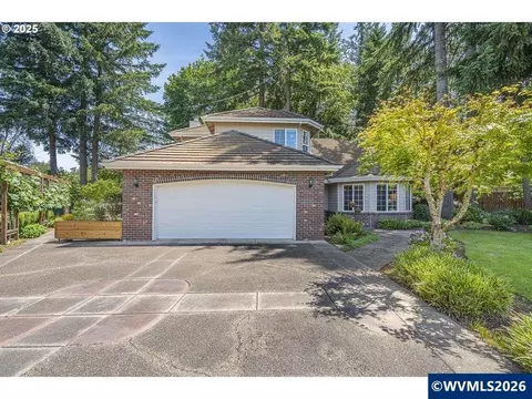 1116 Russ Ln, Mcminnville, OR 97128