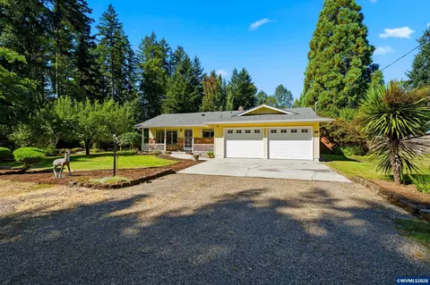 Exterior - 45890 River Loop Rd, Lyons, OR 97358 photo 9 of 16