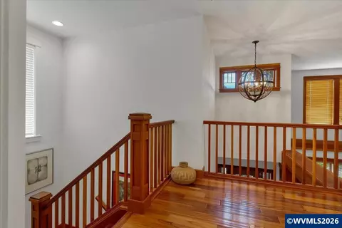 Entry Way - 1126 Cascara Lp Lp S, Salem, OR 97302 photo 5 of 7
