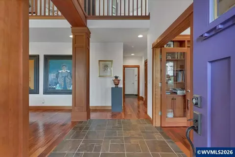 Entry Way - 1126 Cascara Lp Lp S, Salem, OR 97302 photo 1 of 7