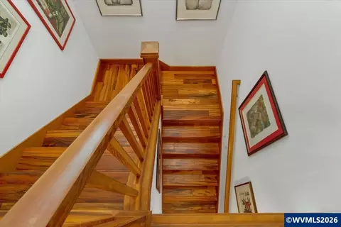 Entry Way - 1126 Cascara Lp Lp S, Salem, OR 97302 photo 4 of 7