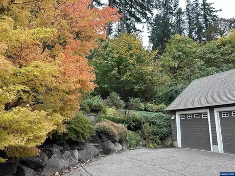 Exterior - 1126 Cascara Lp Lp S, Salem, OR 97302 photo 2 of 4