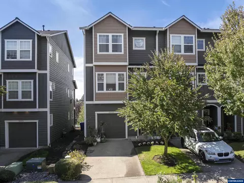 5949 Blue River Dr SE, Salem, OR 97306