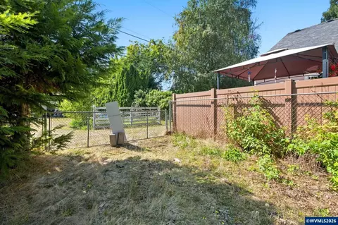 Exterior - 390 Sunset Ave N, Keizer, OR 97303 photo 18 of 20