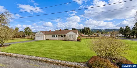 4890 Airport Rd, Sweet Home, OR 97386