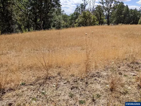 3868 NW Goldfinch Dr, Corvallis, OR 97330