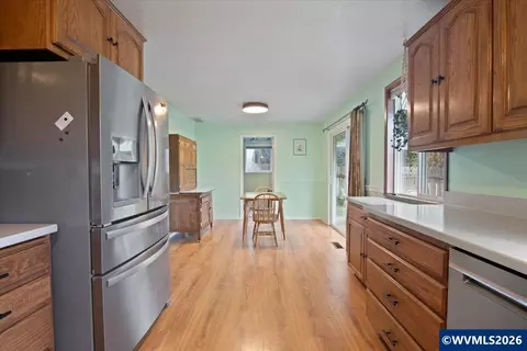 Kitchen - 247 Cedar St, Lyons, OR 97358 photo 4 of 5