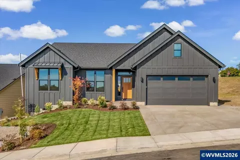 851 W Washington St, Carlton, OR 97111