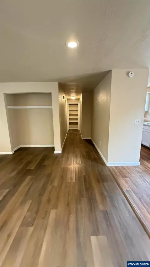 Entry Way - 411 NE 3rd St, Willamina, OR 97396 photo 1 of 2