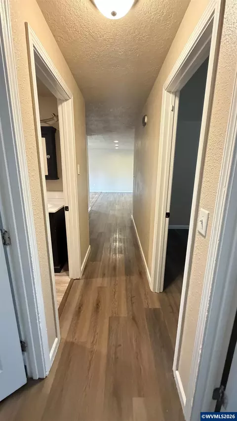 Entry Way - 411 NE 3rd St, Willamina, OR 97396 photo 2 of 2