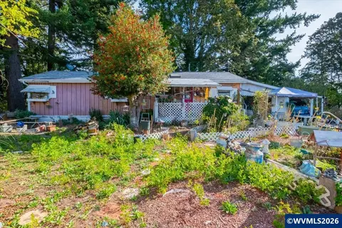 28440 Liberty Rd, Sweet Home, OR 97386