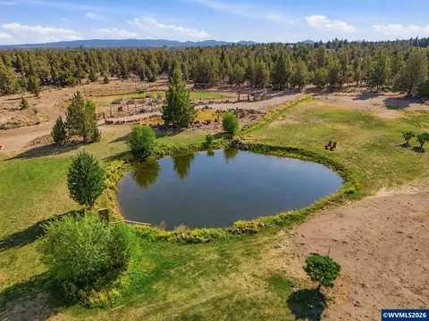View/Area - 23525 Bear Creek Rd, Bend, OR 97701 photo 3 of 4