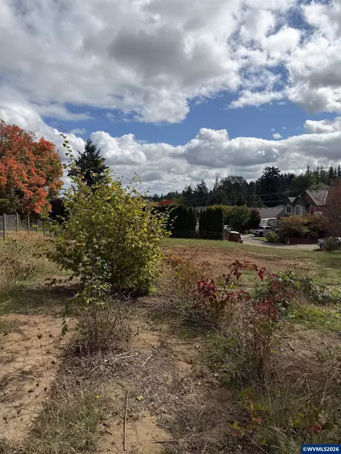 2850 Fort Hill Ave, Salem, OR 97304