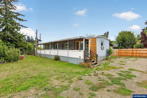 10882 Oak St NE, Donald, OR 97020