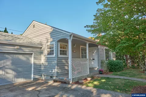 145 Leffelle St S, Salem, OR 97302