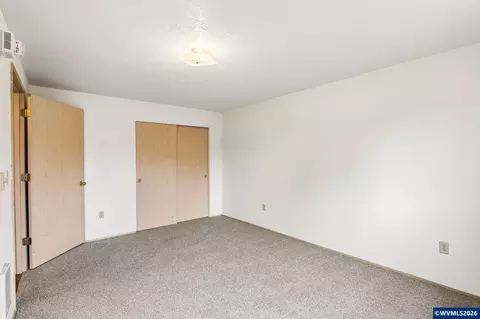 Bedroom - 1149 D St, Independence, OR 97351 photo 7 of 14