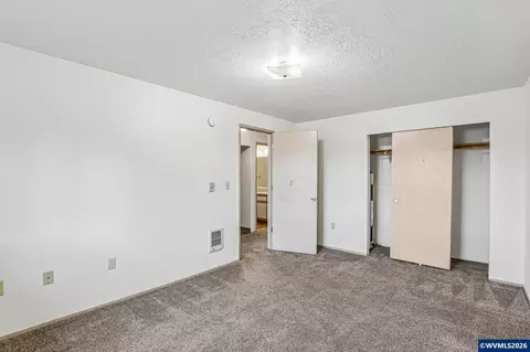Bedroom - 1149 D St, Independence, OR 97351 photo 13 of 14