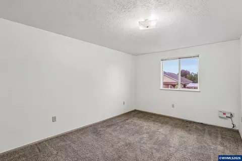 Bedroom - 1149 D St, Independence, OR 97351 photo 11 of 14