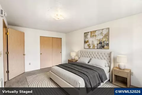 Bedroom - 1149 D St, Independence, OR 97351 photo 6 of 14