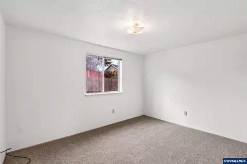 Bedroom - 1149 D St, Independence, OR 97351 photo 2 of 14