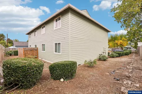 Exterior - 1149 D St, Independence, OR 97351 photo 4 of 4