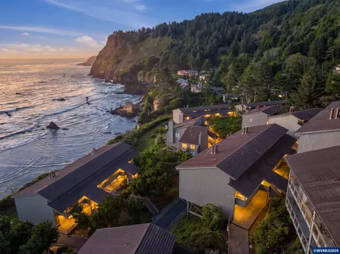 301 Otter Crest Dr, Otter Rock, OR 97369