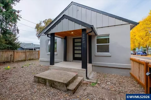 2580 SW 3rd St, Corvallis, OR 97333