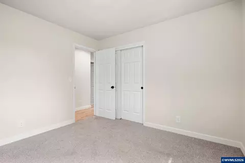 Bedroom - 5775 Moonstone Lp Lp SE, Salem, OR 97306 photo 5 of 7