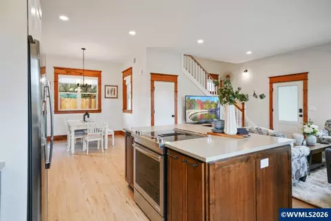 Kitchen - 46 Walnut St, Independence, OR 97351 photo 6 of 6