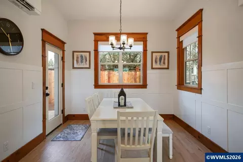 Dining - 46 Walnut St, Independence, OR 97351 photo 1 of 2