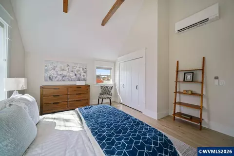 Bedroom - 46 Walnut St, Independence, OR 97351 photo 7 of 10